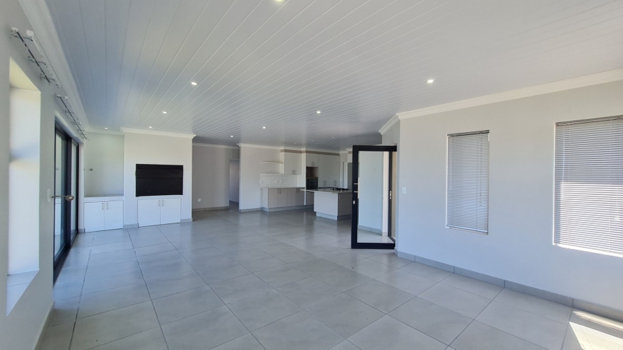 3 Bedroom Property for Sale in Dana Bay Western Cape